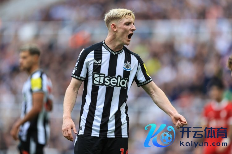 大方位先生,戈登自上赛季9次英超主场对阵Big6球队7球4助