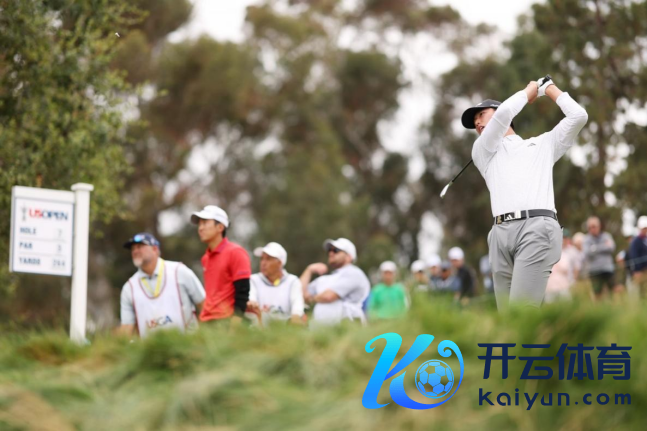 丁文一在第123届好意思国公开赛首轮比赛中